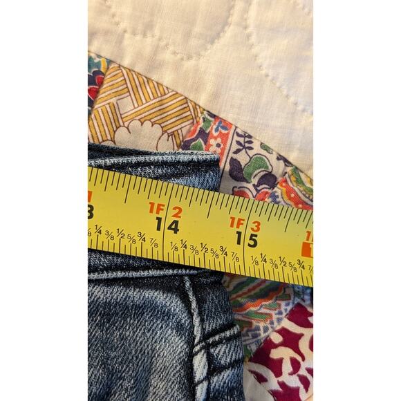 Judy Blue Los Angeles Relaxed Fit Shredded Back Pocket Raw Hem Jean Sz 7/28 - Picture 14 of 15